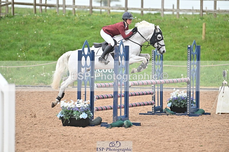 240505A-114950-05010 - Cls 3  Pony Discovery & 90cm Open