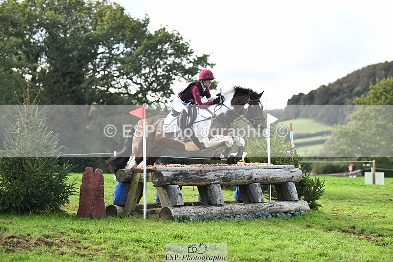 231021-143200-19735 - 467-WELLSHEAD.SQUIGGLE-Emily.Illing-SC+XC