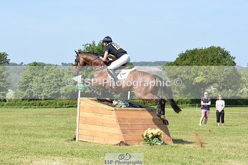 230527-095136-08126 - 205-ARTICUS-Maja_Hullah-XC