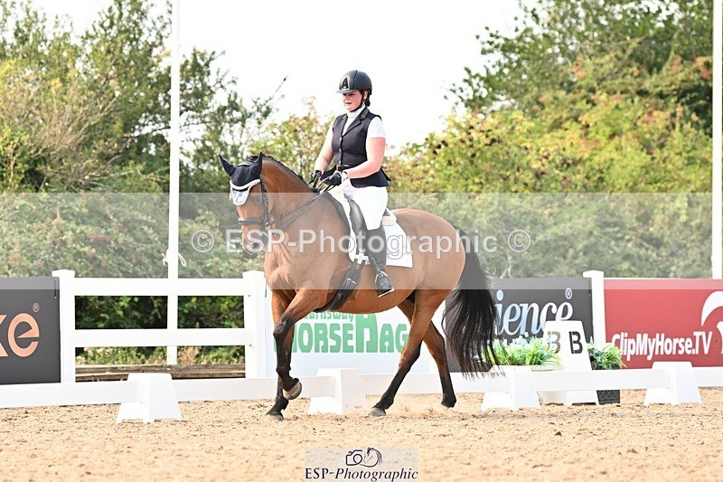 250816-160729-06058 - 129-Beth.TaylorWilly.Wonker