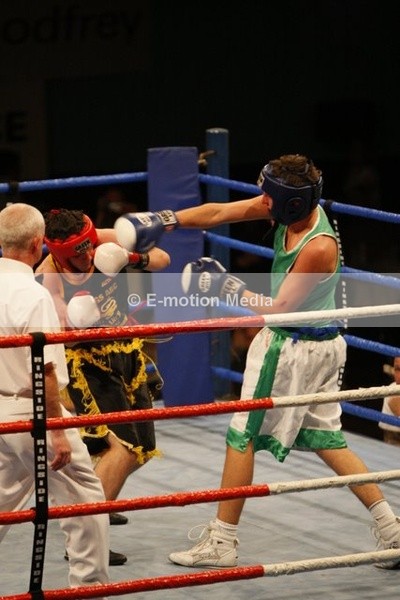 box 041008-19 - Boxing 04/10/08