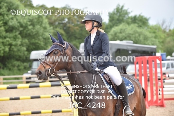 JAC_4248 - CLASS 6 Senior Foxhunter/ 1.20m Open