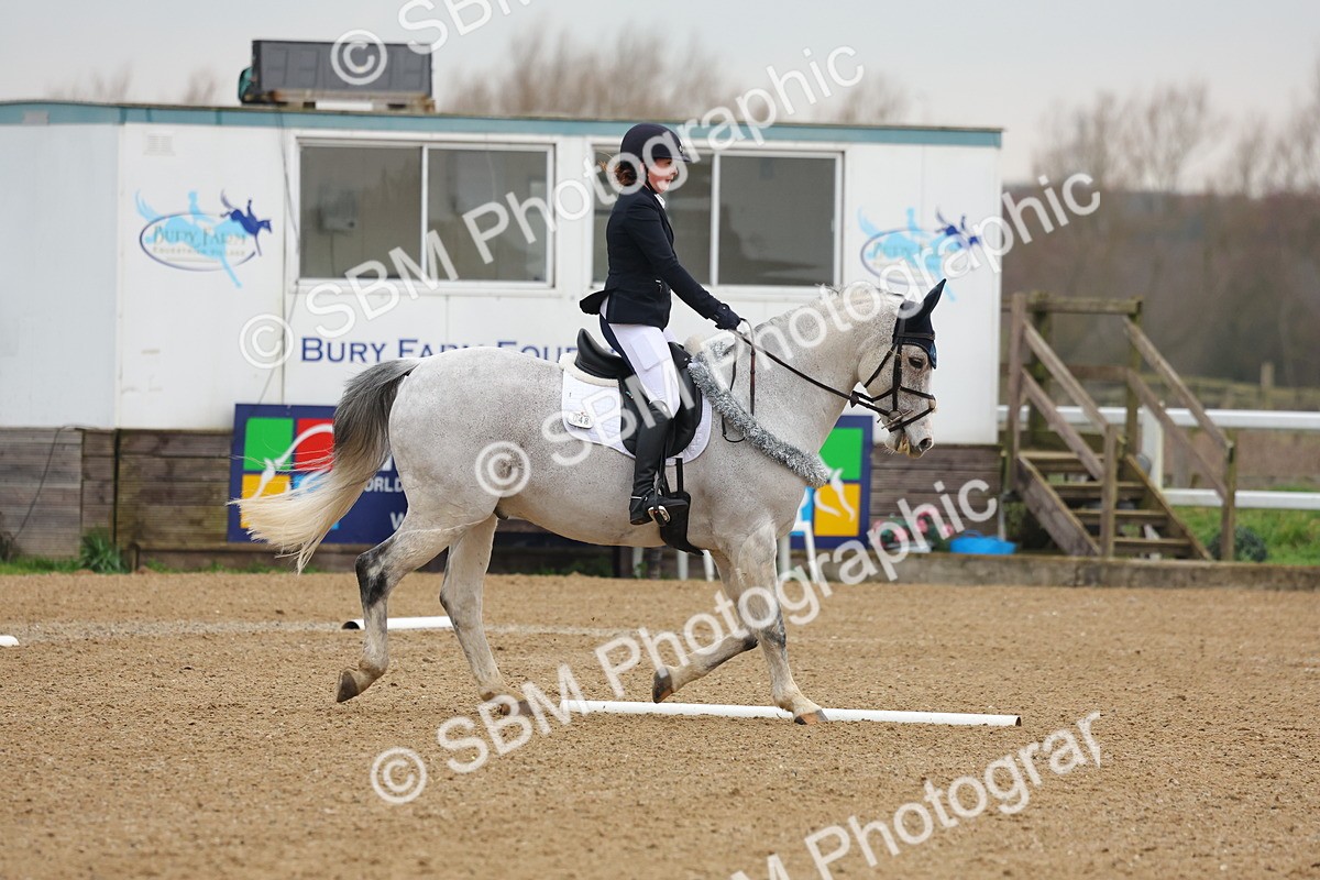 SBM_001600 - Class 8-11 - Novice 2 - Elementary 2