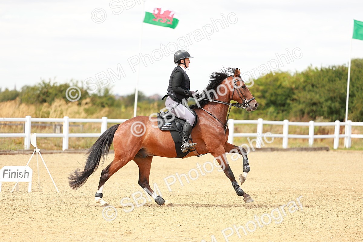 SBM_006708 - Class 4 - Senior British Newcomers - 1.10m
