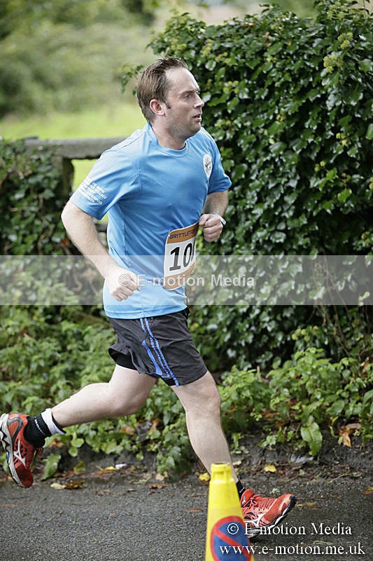 CAD131019-1025 - Cadence Events Grittleton 10km 13/10/19