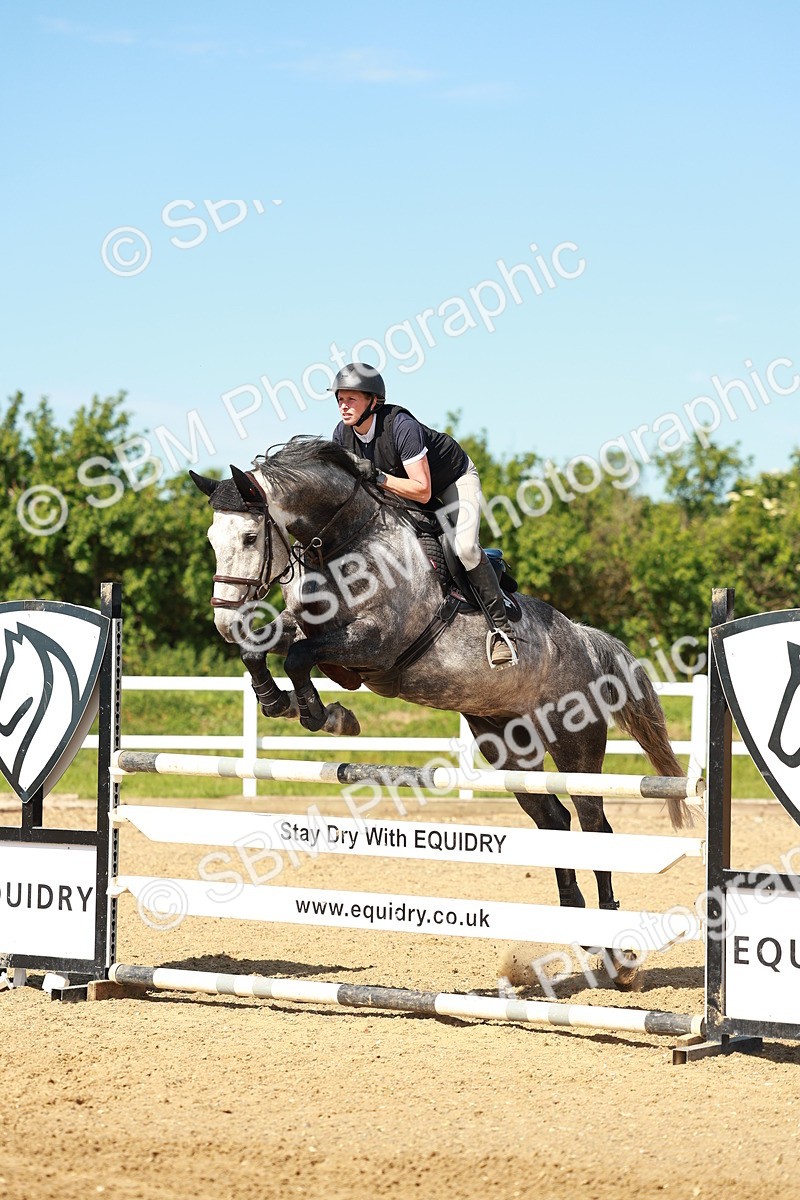 SBM_002833 - Class 4 - Senior Newcomers - 1.10m