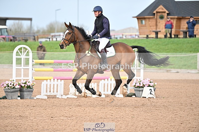 240315A-125506-01076 - Cls 3 Snr Foxhunter