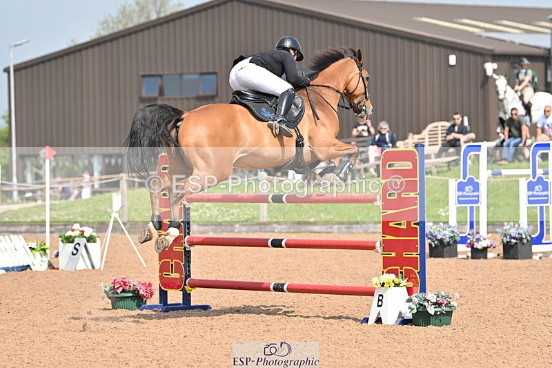 240512A-103350-17303 - Cls 48 National 1.30m Open