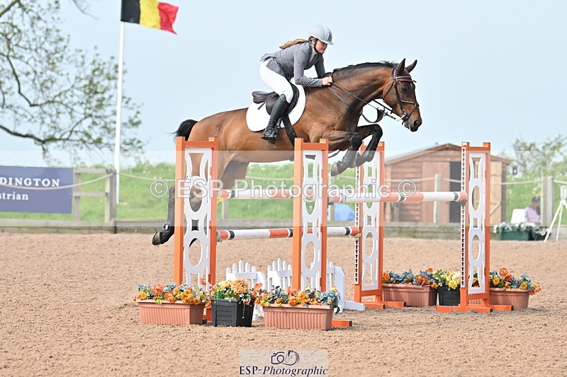 240512A-102308-17237 - Cls 48 National 1.30m Open