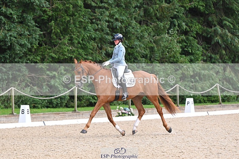 240809-155559-02254 - 210-Beth.Bainbridge-Newton.GlobeTrotter