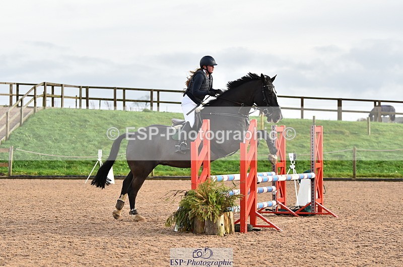 231118A-111708-01230 - Cls 20+21 Club and Schools 80cm