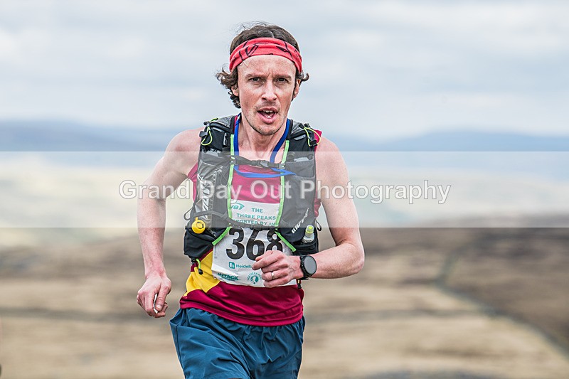 3 Peaks-27 - The 3 Peaks Race Saturday 27th April 2024