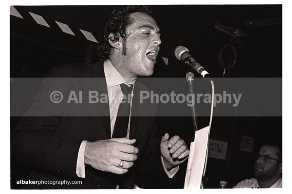 26 - Friends-&-Family @ the-roadhouse 12.07.03