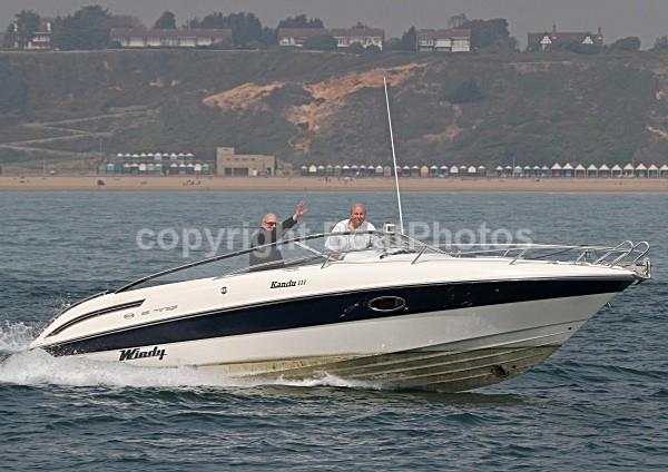 100424 KANDU IMG_3034jpg - Motorboats - Open