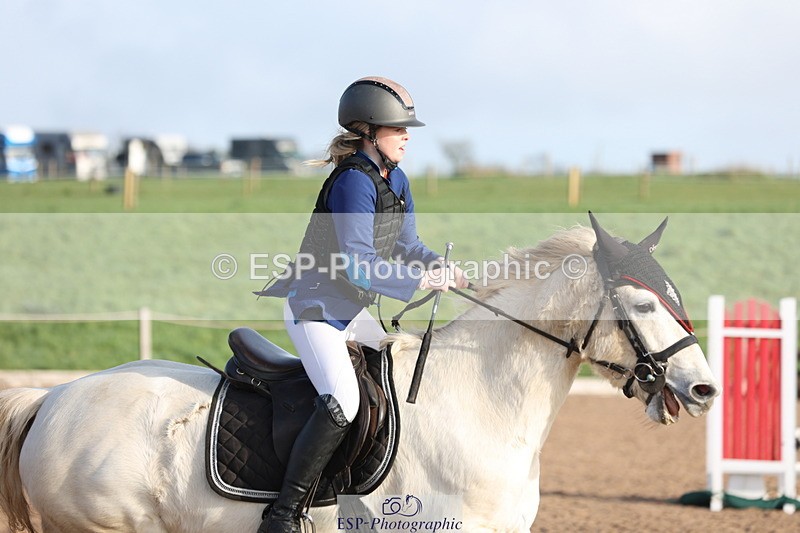 240210A-104309-00550 - Cls 17+18 Club and Schools 70cm