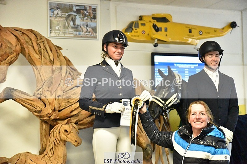 250214-153400-02561 - Advanced Medium Silver Presentations