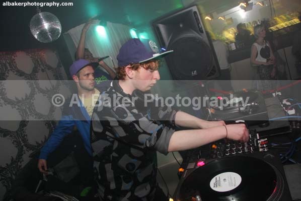 122 - Soul:ution vs Strange Fruit  28.05.10