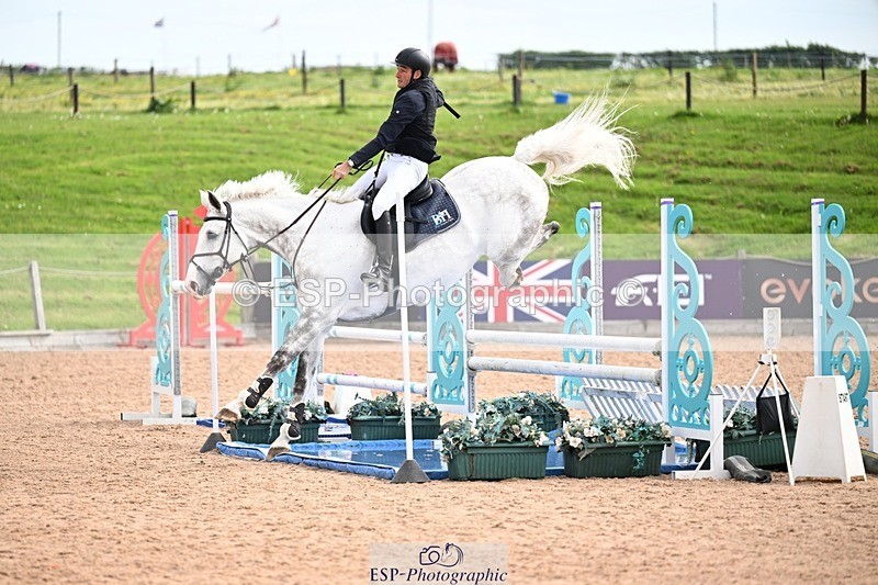 260507-094319-01265 - Cls 1 Snr Foxhunter