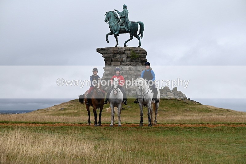 DSC_2344 - Time at Statue 12:34 to 12:56