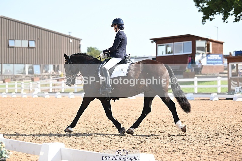 250816-103931-03441 - 074-Jessica.AllenHendrewen.Desert.Lady