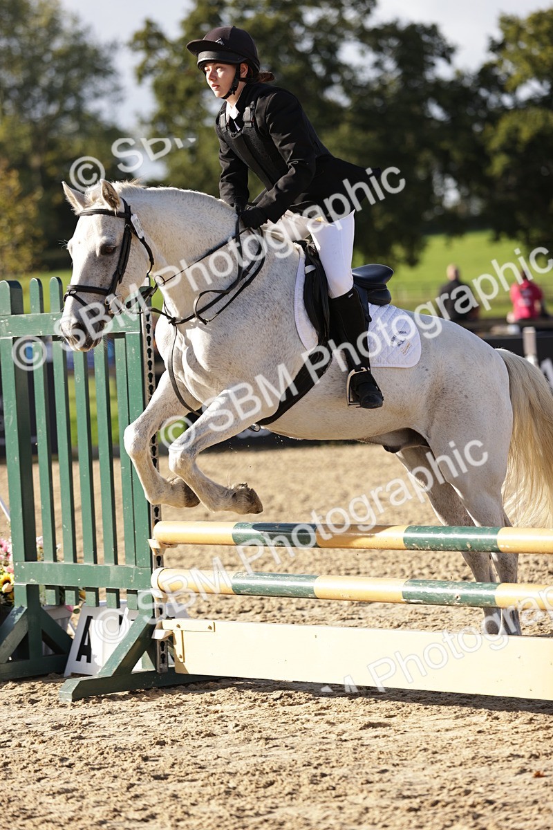 SBM_14825_J32 - Senior 70cm Championship - Michaela Camphell