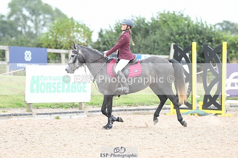 250807-112238-00624 - 90cm Round 1