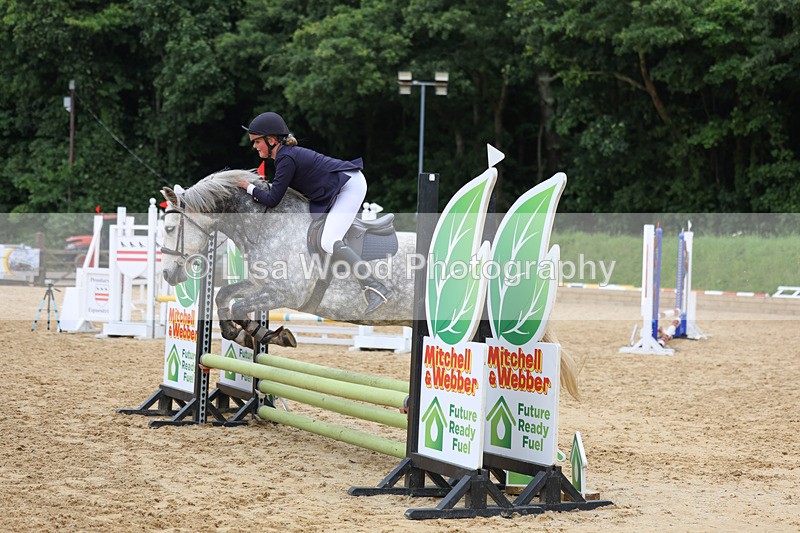 3E7A6642 - Class 10: Junior 60cm