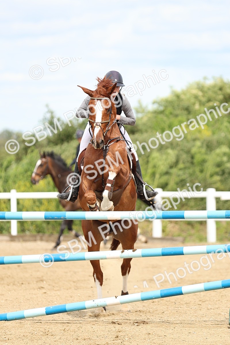 SBM_001295 - Class 5 - Senior Foxhunter - 1.20m