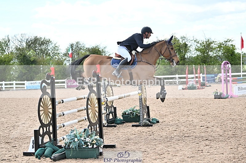 240418A-141013-03769 - Cls 13, 1 Star Bronze Tour 1.10m