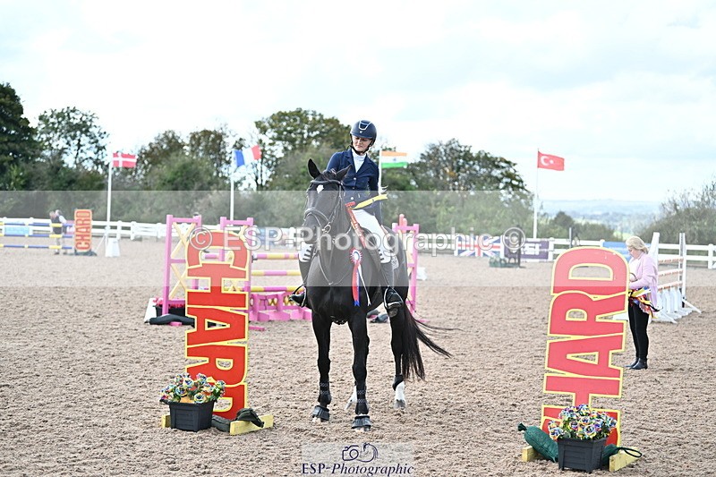 241005A-130424-03941 - SAT Cls 18 1.05m Amateur Jump Off and P