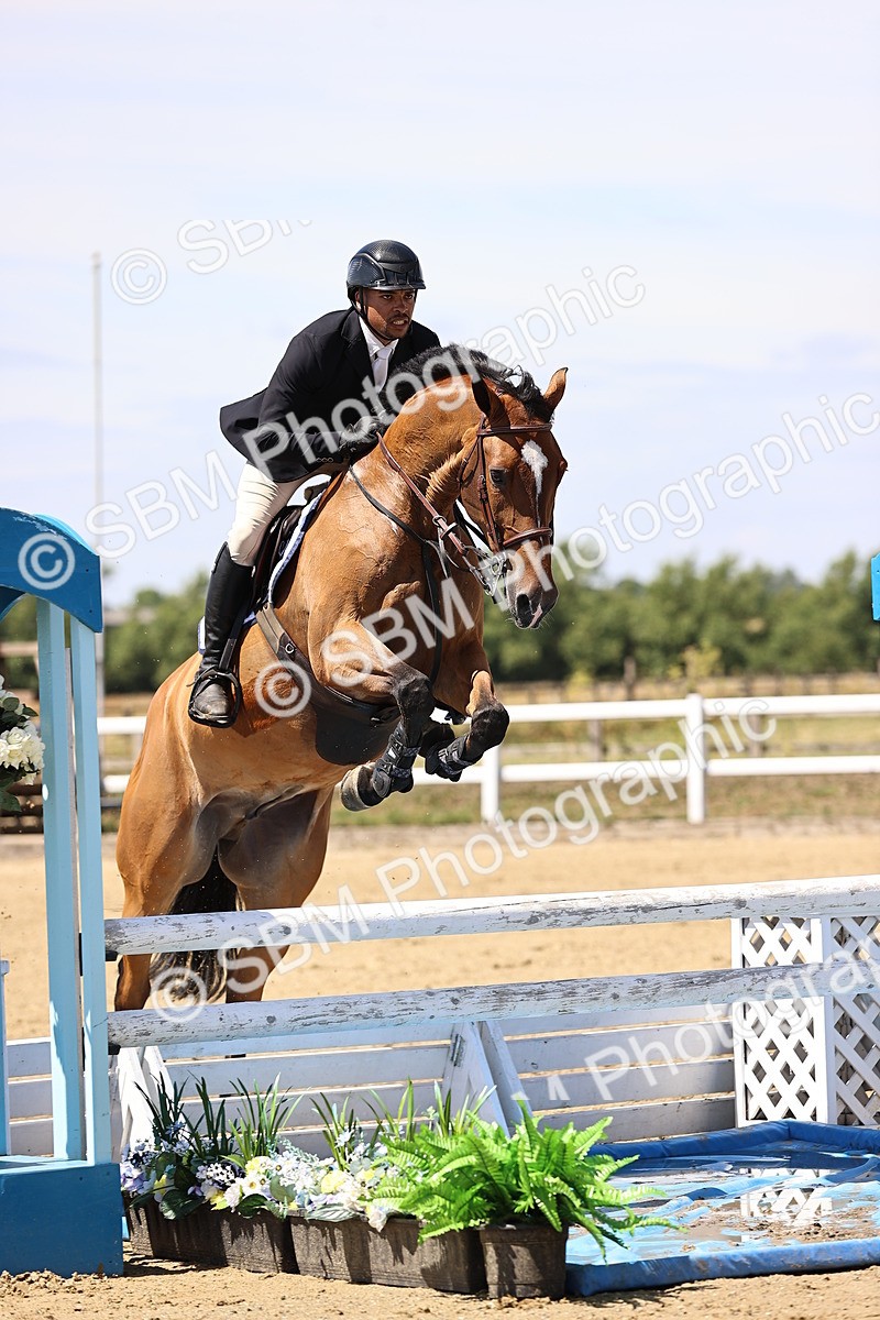 SBM_010085 - Class 9 - Senior Foxhunter - 1.20m Open