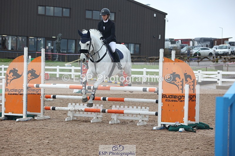 231112A-100424-03184 - Cls 17 Blue Chip Novice Winter Qualifier