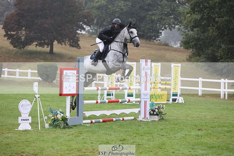 250830A-131659-06616 - Cls 16 Snr Newcomers and 1.10m Open