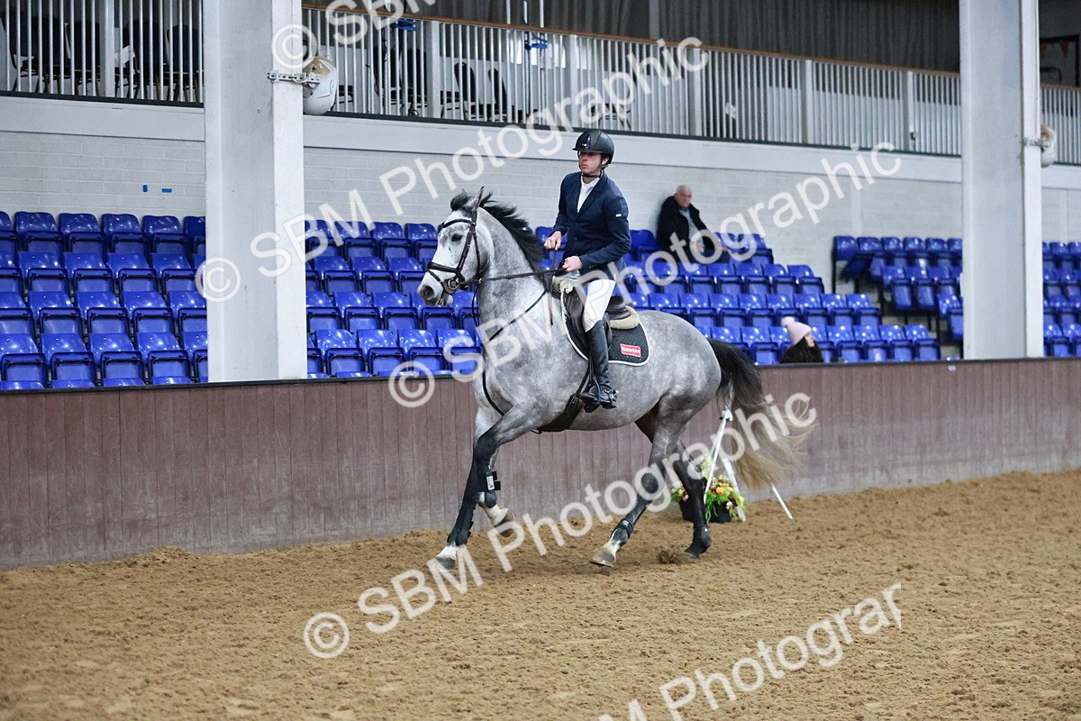 SBM_004428 - Class 17 - Senior Newcomers - 1.10m