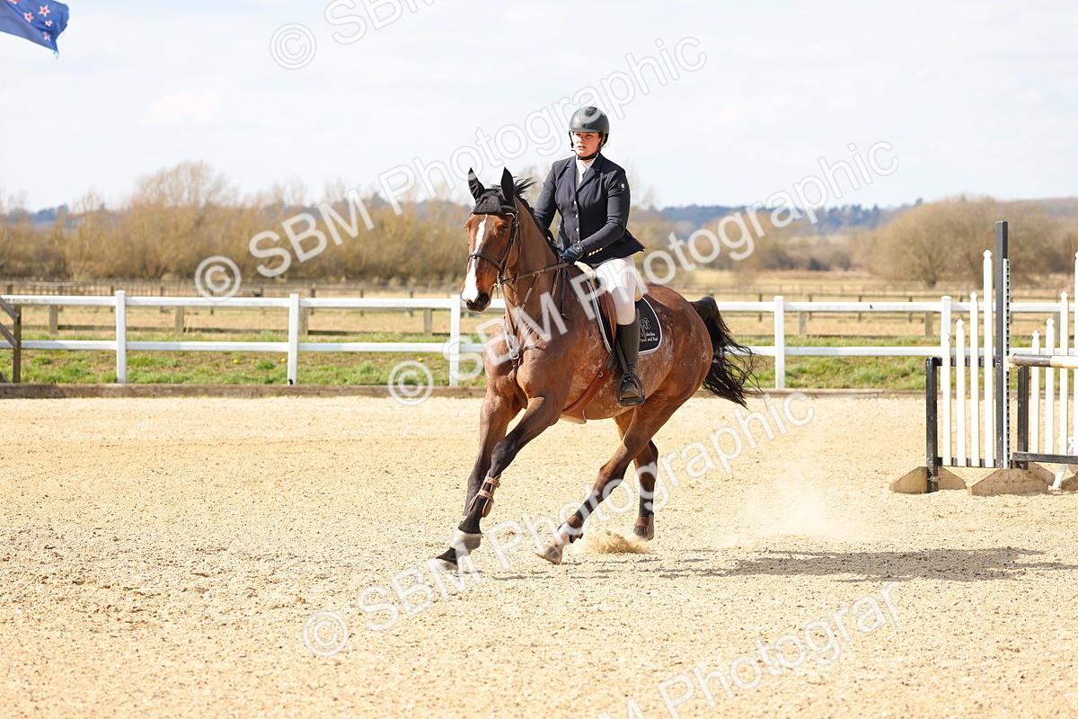 SBM_001380 - Class 4 - Senior Newcomers - 1.10m