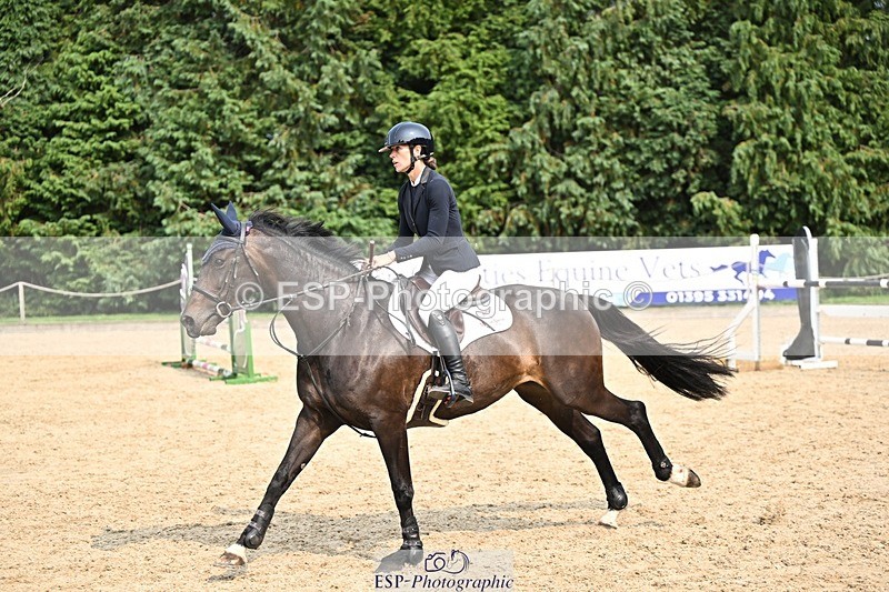240818-153021-05239 - Cls 12A Snr Foxhunter & 1.20m Open