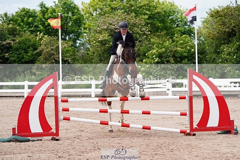 250525-114608-09280 - Cls 33 A&B Snr Disc & 1.00m Open