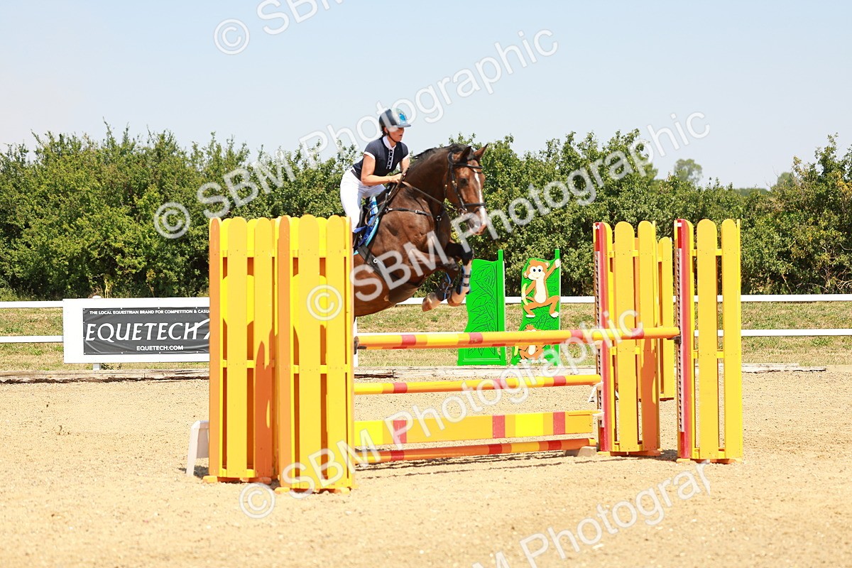SBM_001782 - Class 4 - Senior Newcomers - 1.10m
