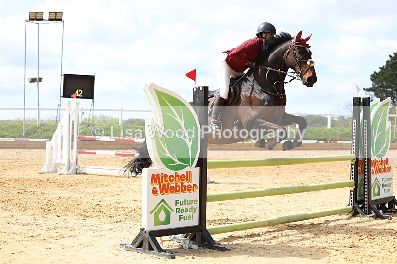 3E7A8189 - Class 11: 1 metre open