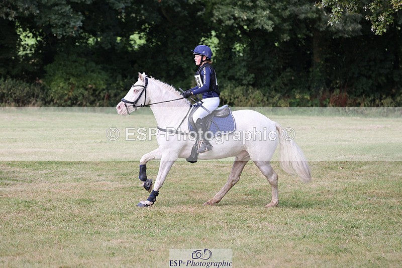 240825X-110020-31710 - 70cm XC 10.00 to 11.00