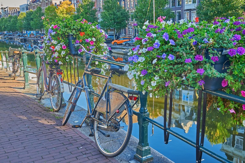 0925_33 - Belgium and Netherlands