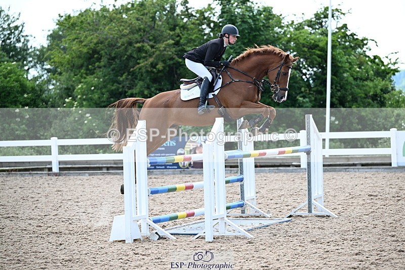 240605A-150854-00901 - Cls 4 Newcomers and 1.10m Open