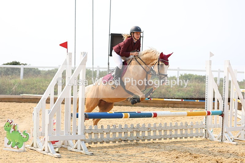 3E7A2865 - Class 11: Junior 70cm