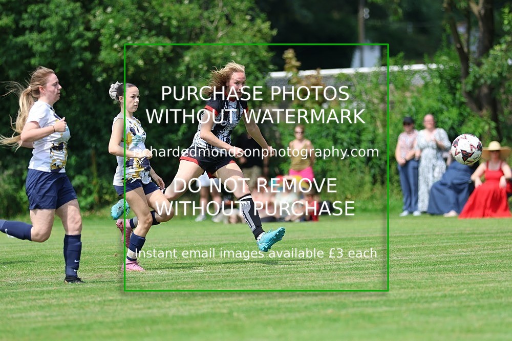 533A9008 - Kendal Town Ladies U18