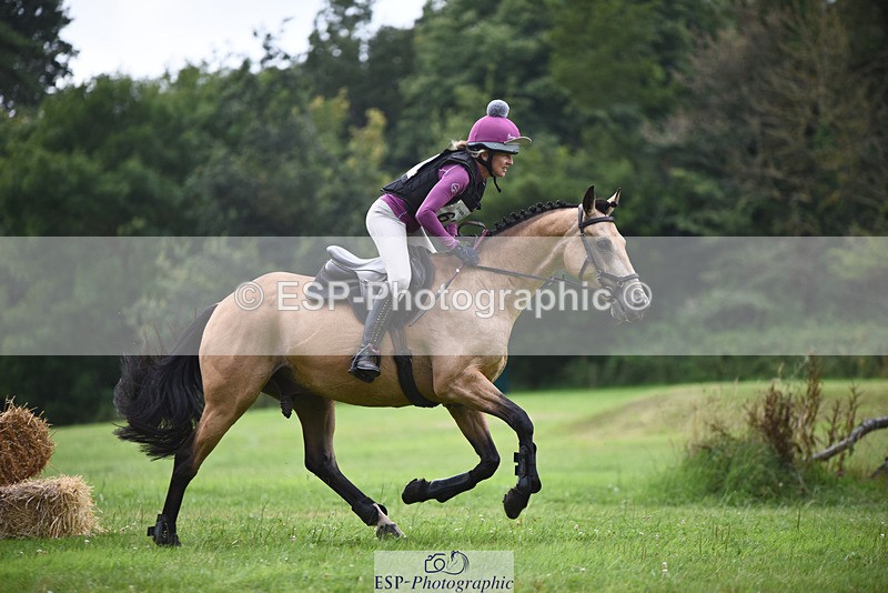 240804-162607-18594 - 619-Fiona_Lewis-BALLYANNY_BUTTONS