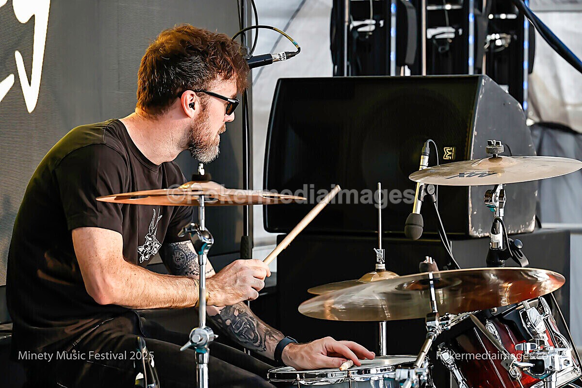 SATURDAY-120 - MINETY 2025