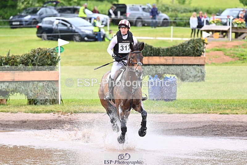 250524A-113215-09892 - B-317-Rupert.Batting-COOMBELAND.TALISMAN