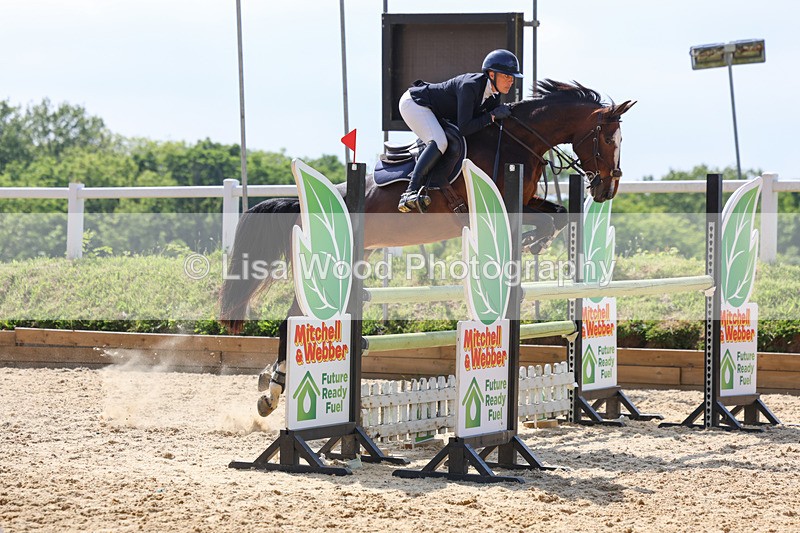 3E7A1333 - Class 14: Senior 1.15m Open