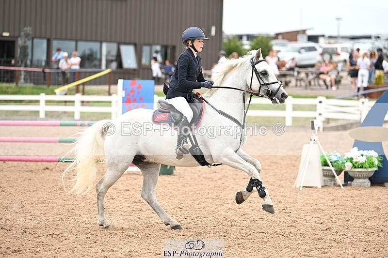 250629-140540-11519 - Cls 37 Newcomers and 1m Open