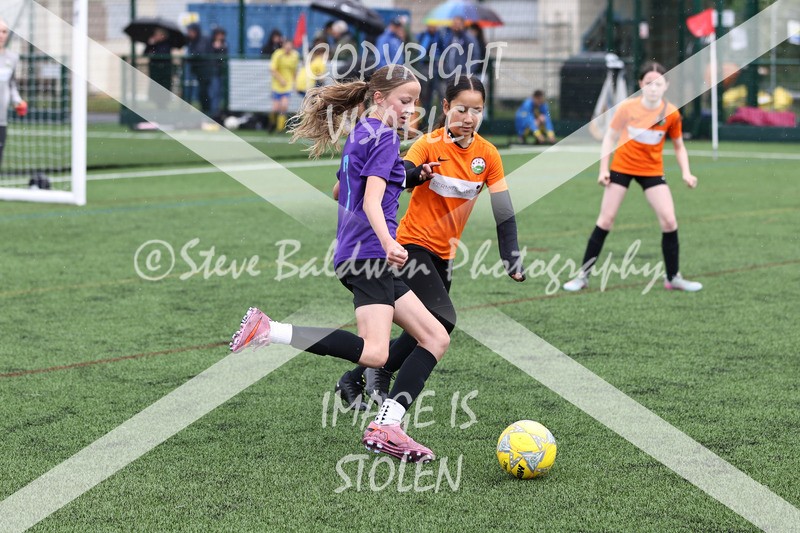 1DX31892 - Sat 6th U12 Girls
